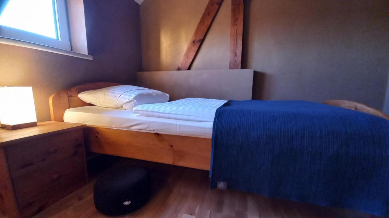 Triskele Haus - Oekologisches Gaestehaus Der Heilstaette Strelitz Neustrelitz Esterno foto